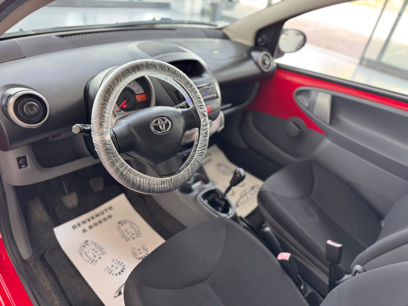 Toyota Aygo 1.0 12V VVT-i 3 porte Sol