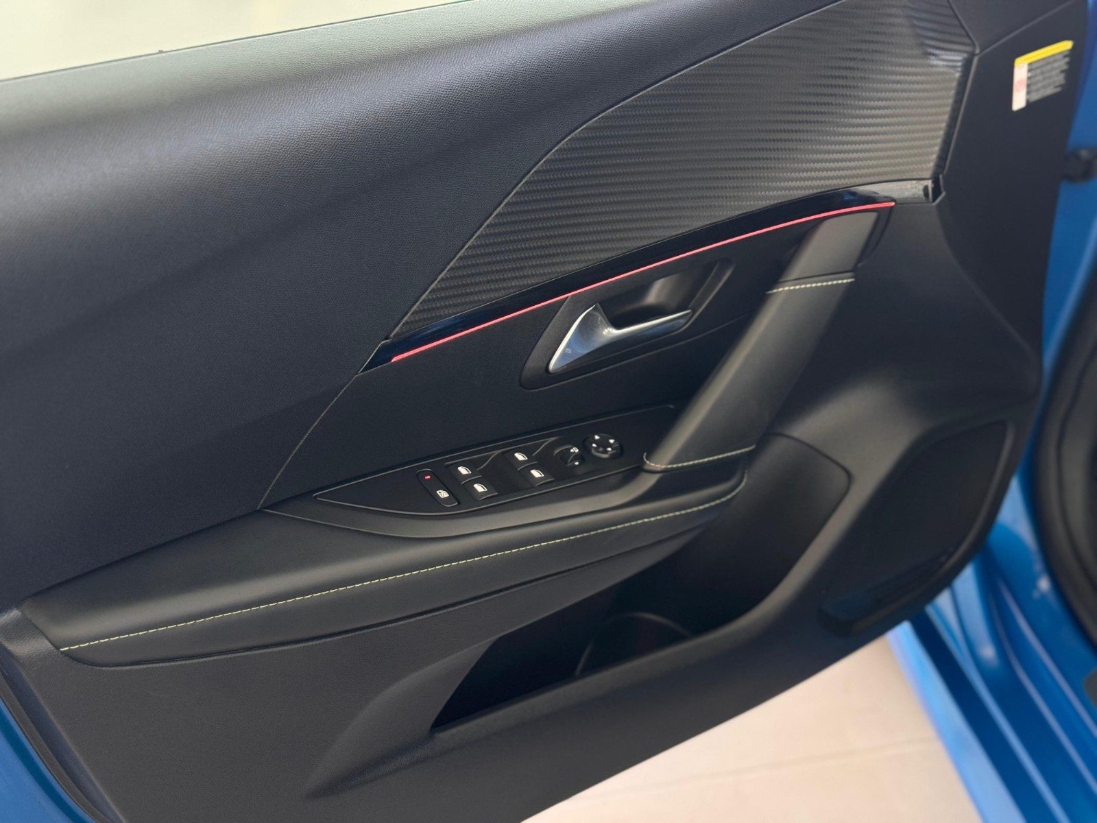 PEUGEOT 208 GT 131CV 🔥