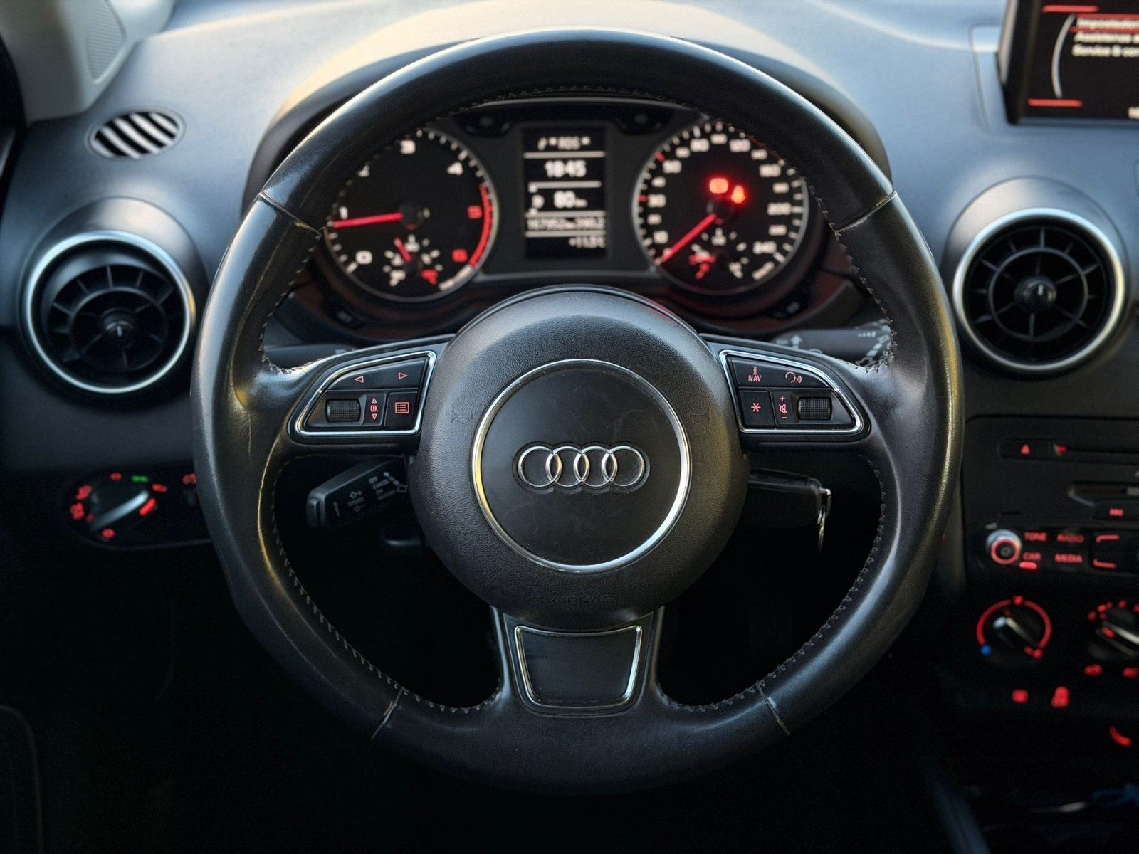 Audi A1 2014 Sportback 1.6 tdi Ambition 90cv